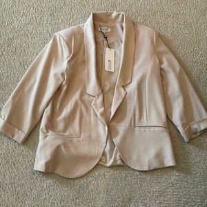 Molly Bracken Blazer 3/4 sleeves Size M NWT